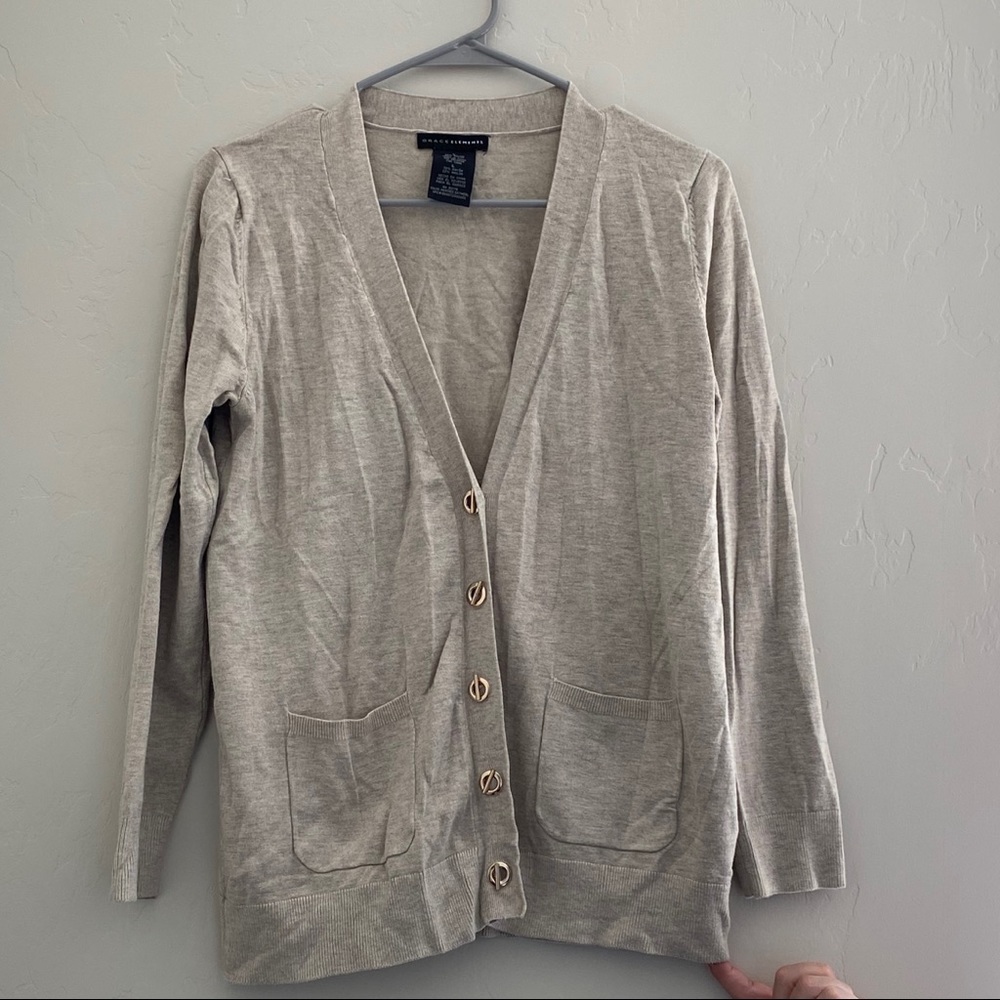 Oatmeal cardigan with cute gold grommet detailing